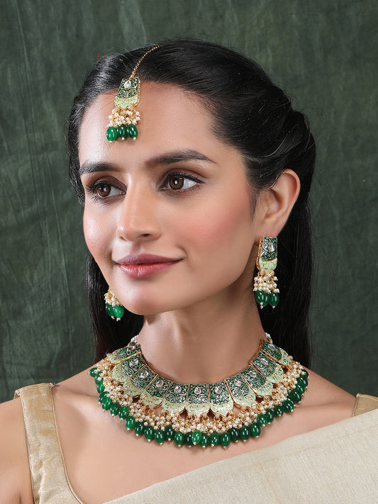 Gracious Green Kundan Meenakari Droplet Necklace Set