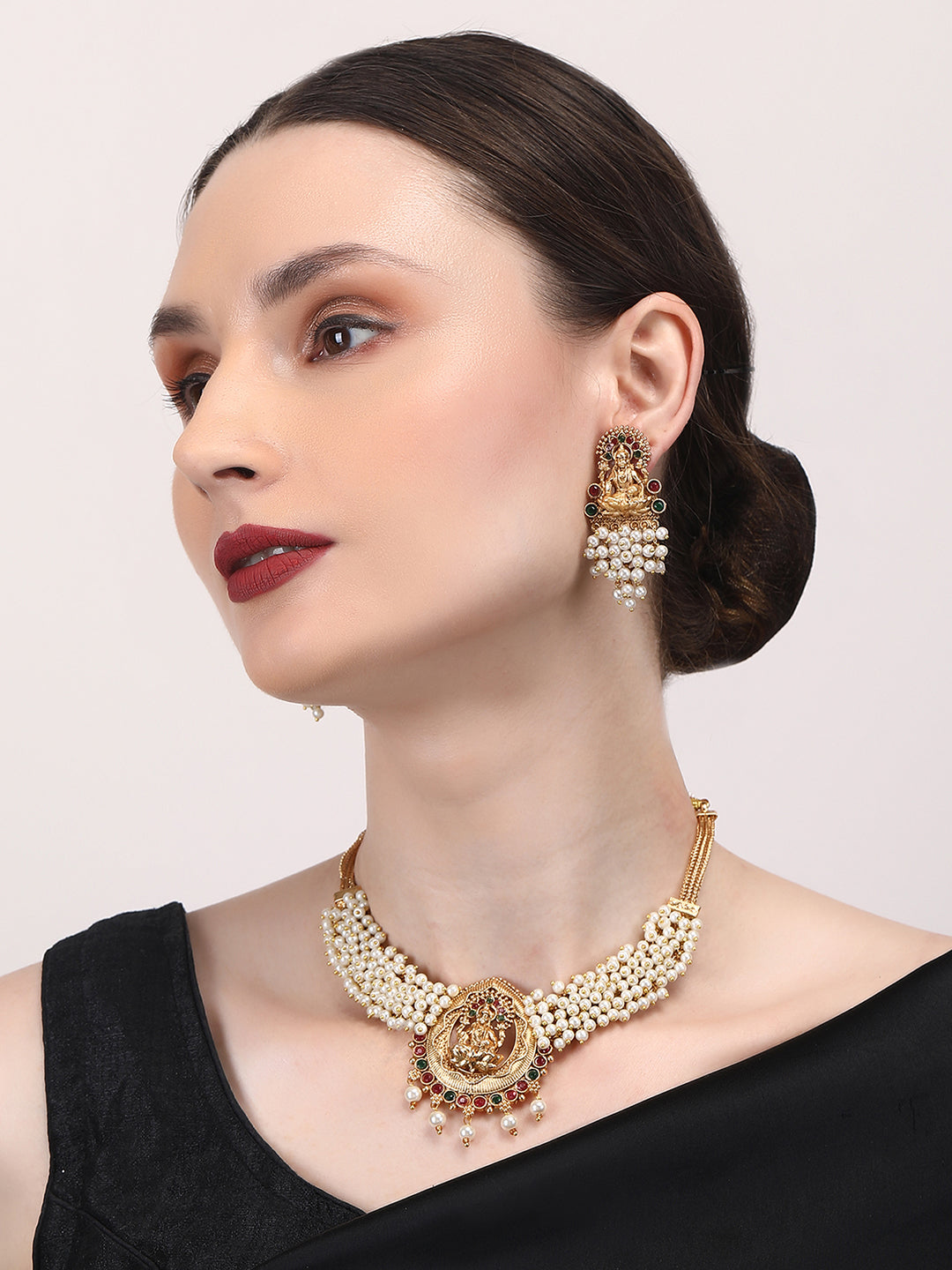 Exquisite Gold-Plated Temple Hydra Beads Necklace Set - A divine blend of tradition and elegance. Elevate your style with this stunning piece from SileAdda.